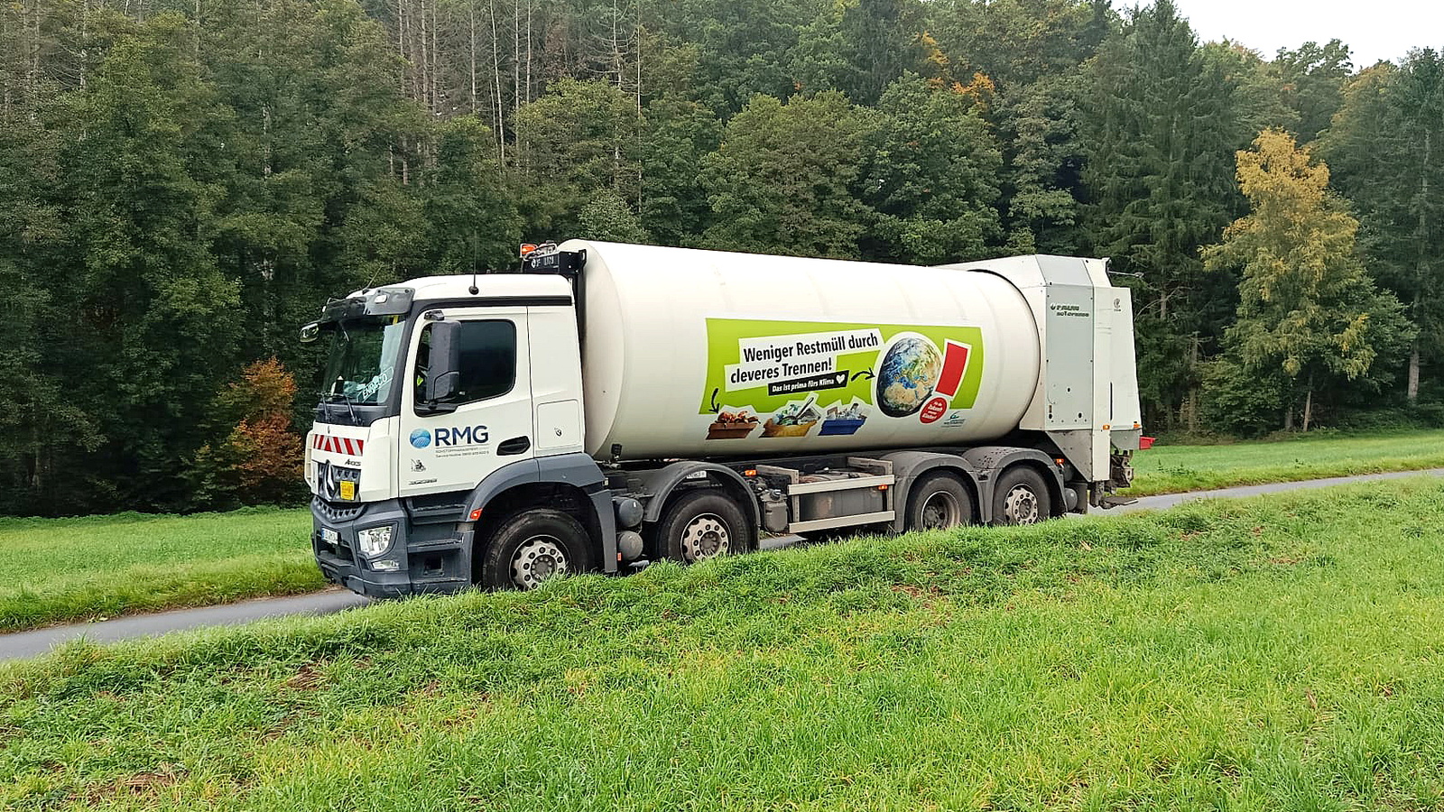 Restmüllfahrzeug