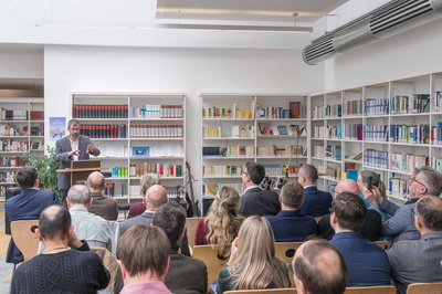 Landrat Jens Marco Scherf bei der offiziellen Einweihung
