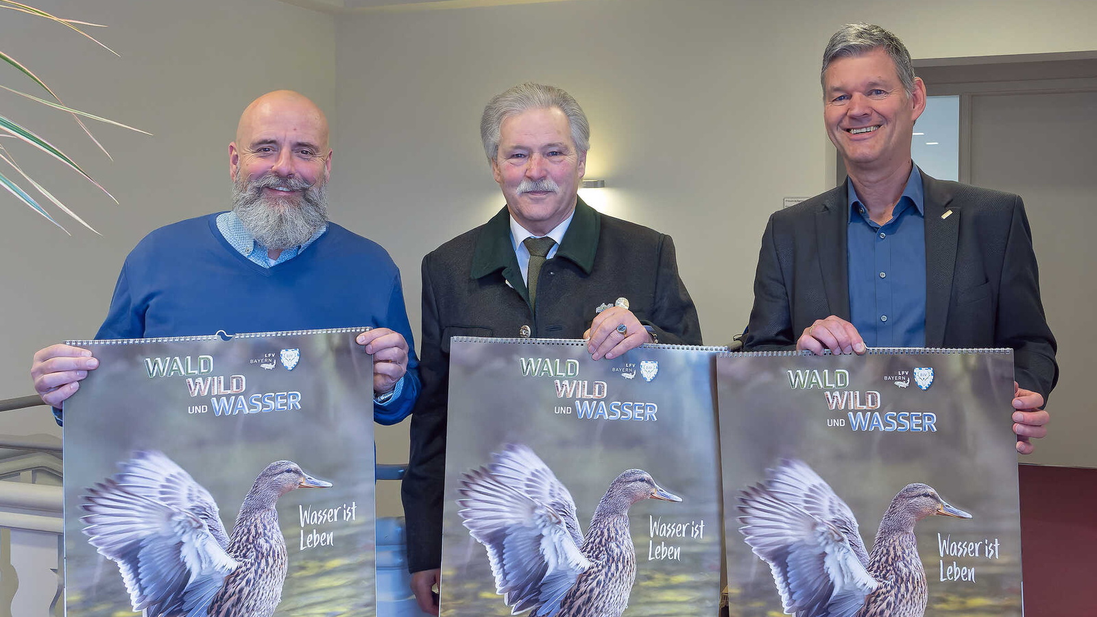 Übergabe der Schulkalender 2026