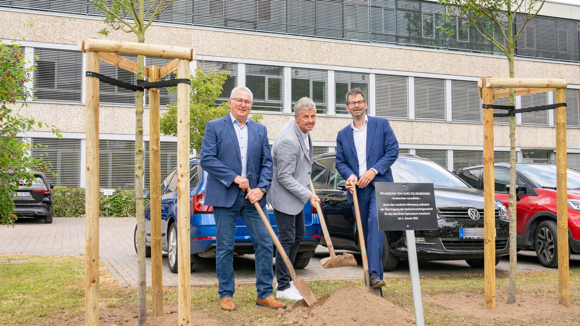 Landrat heißt KEG im Kreis der Landkreisschulen willkommen